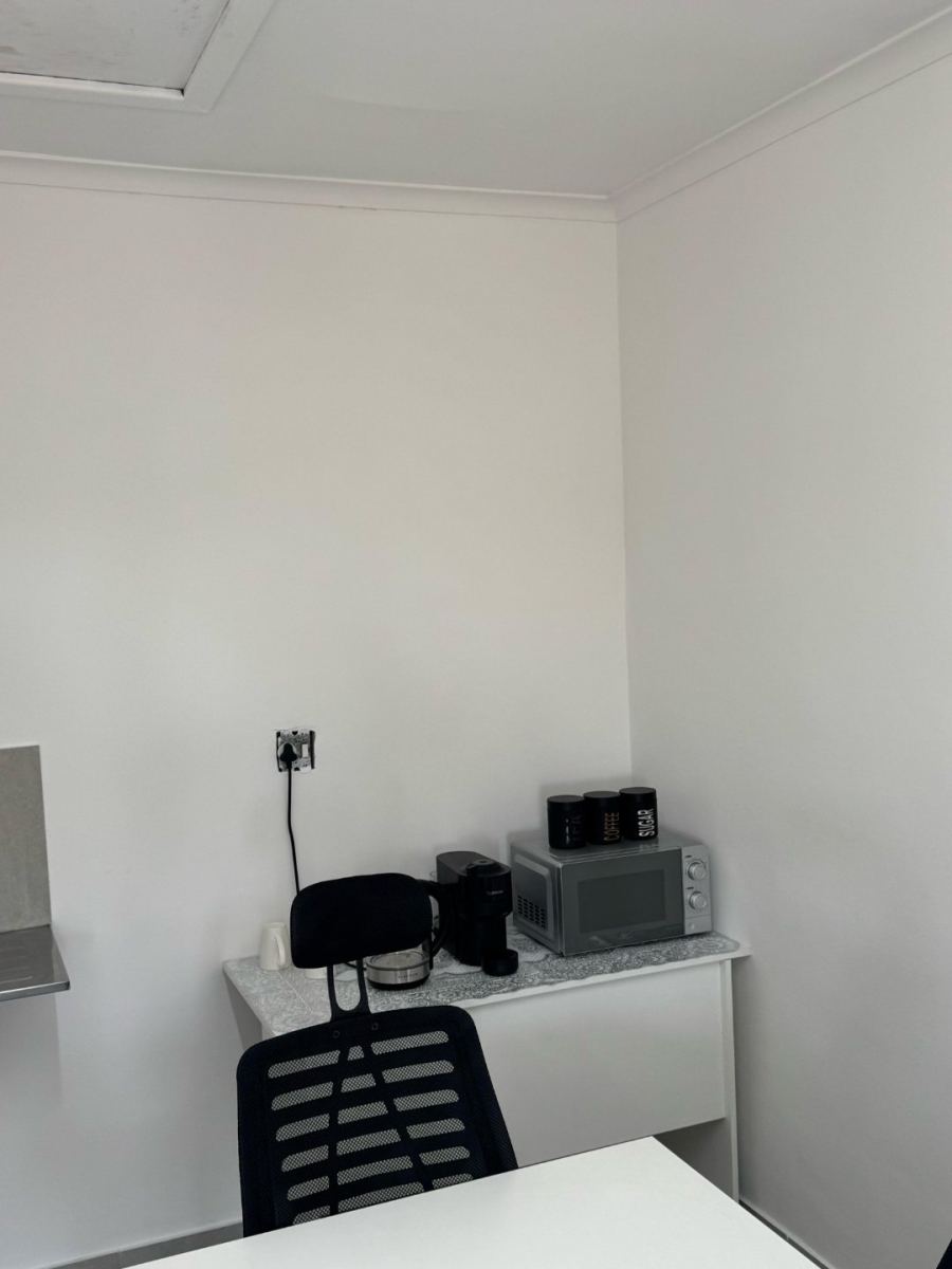  Bedroom Property for Sale in Hillcrest Heights Western Cape